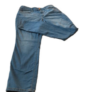 Woman’s universal thread high rise skinny size 8 ankle jean